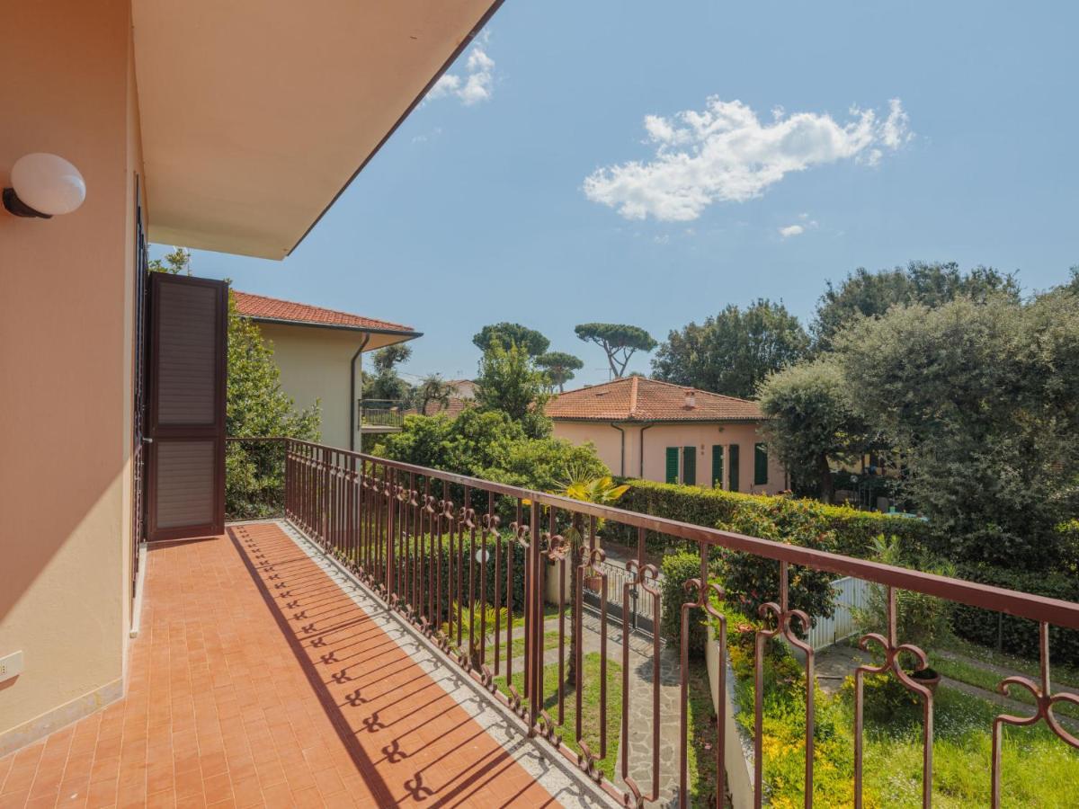 Holiday Home Antonia By Interhome Marina di Pietrasanta Exterior photo
