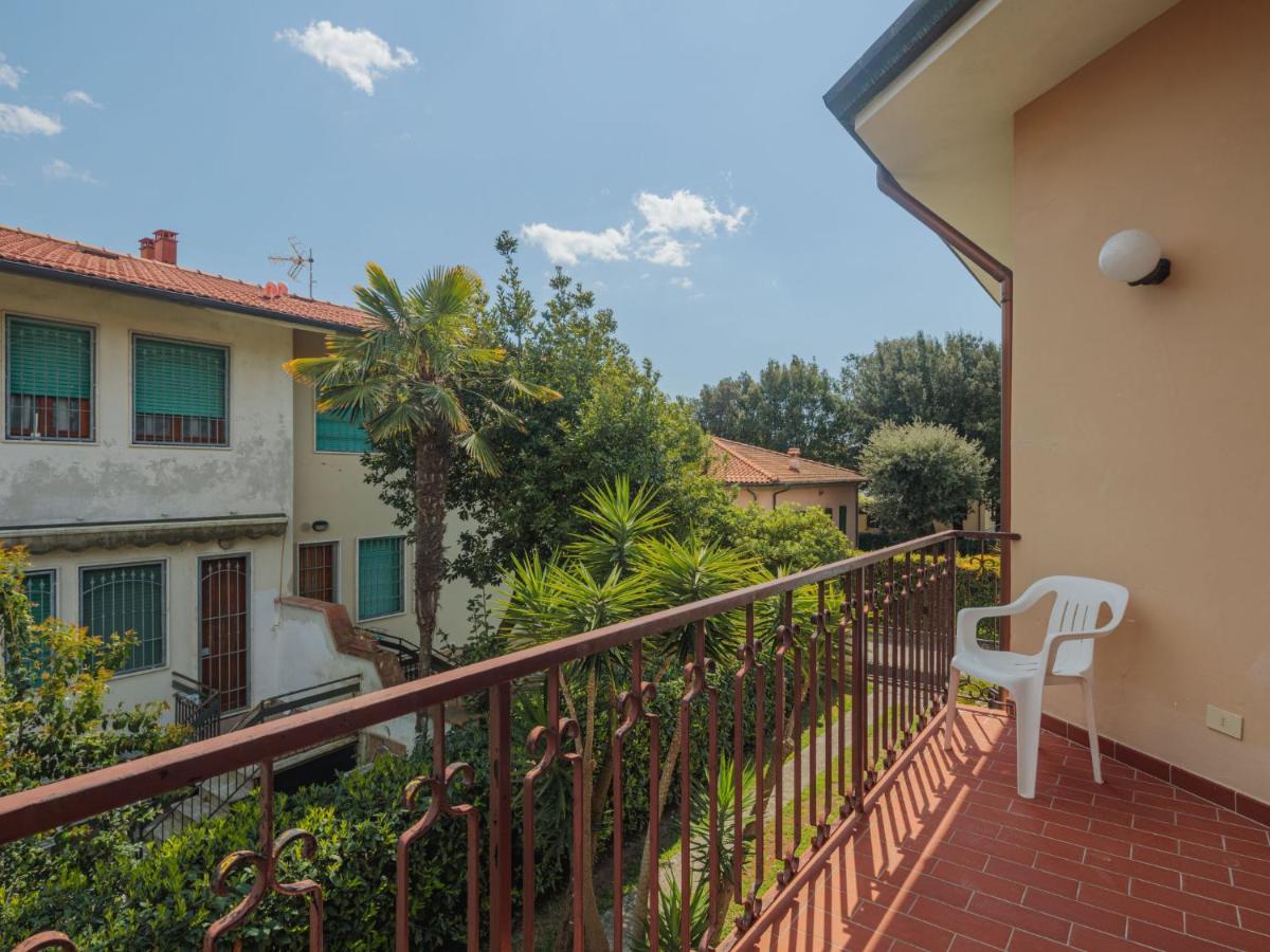 Holiday Home Antonia By Interhome Marina di Pietrasanta Exterior photo